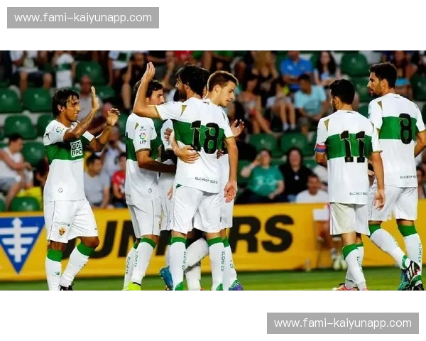 绿茵场上的双骄：英超的激情碰撞与西甲的艺术足球